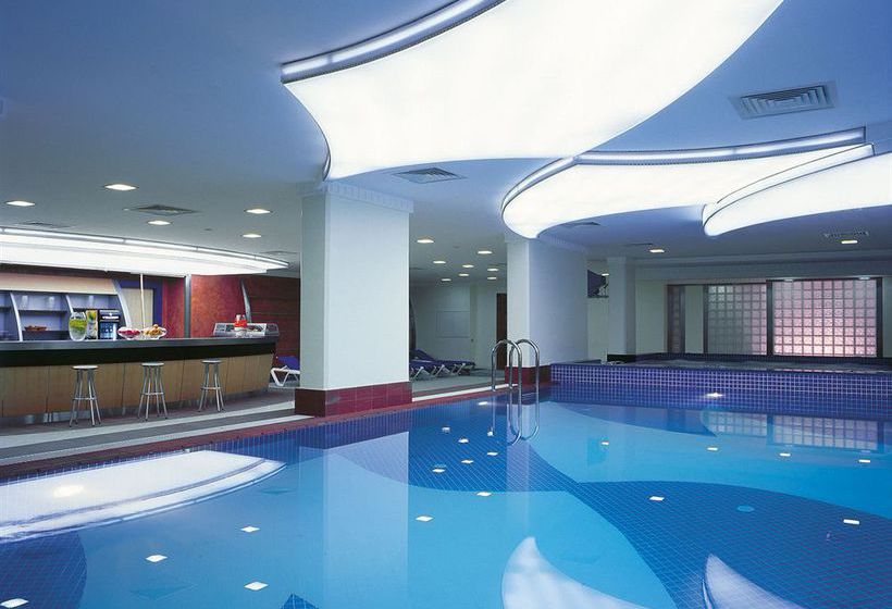 Aktif Metropolitan Hotel Logo photo - 1