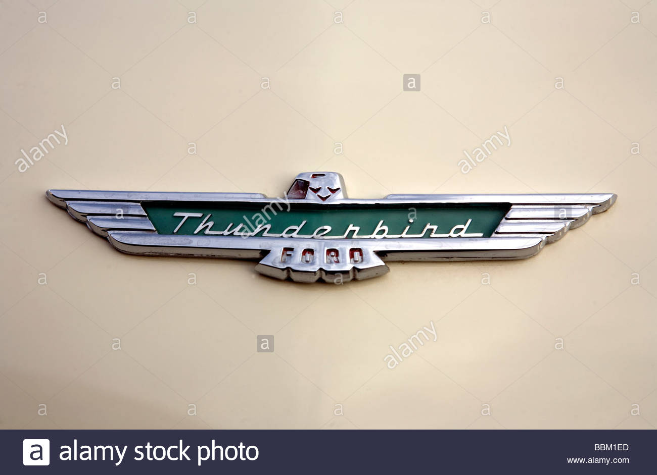 Ford Thunderbird Logo photo - 1