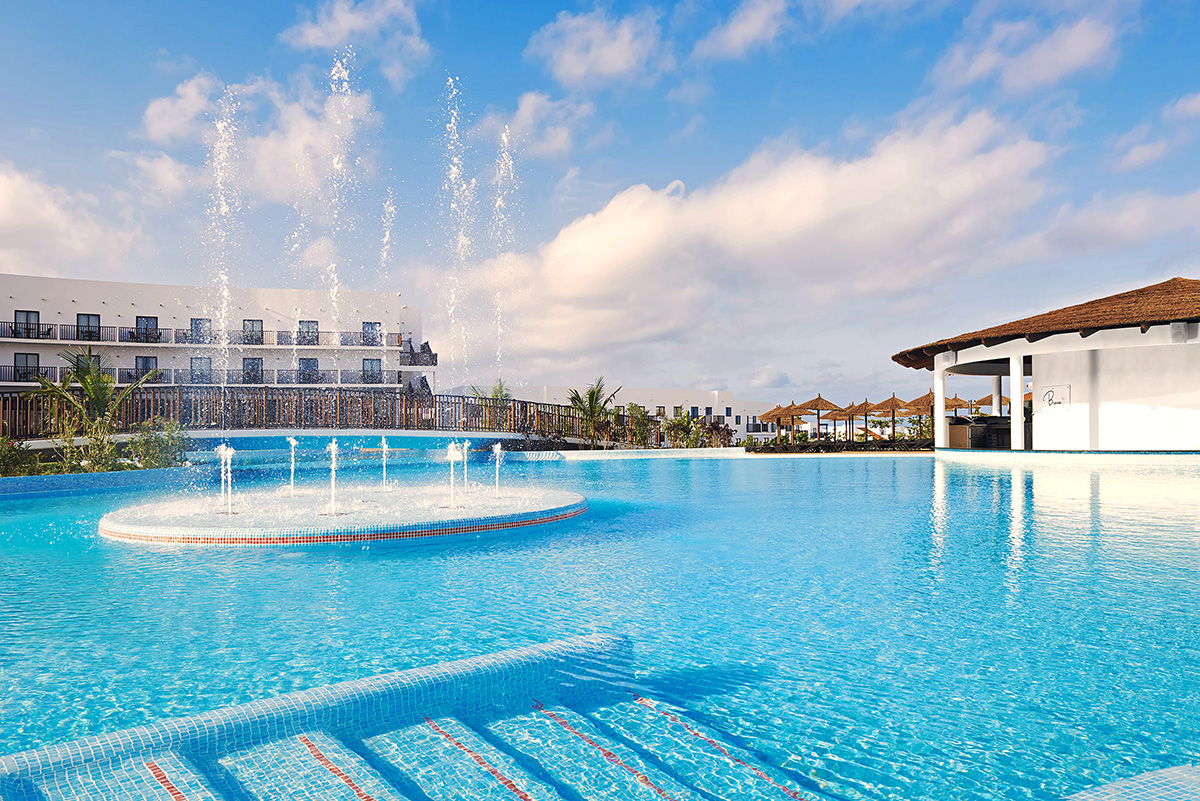 MELIA BEACH RESORT & SPA Logo photo - 1