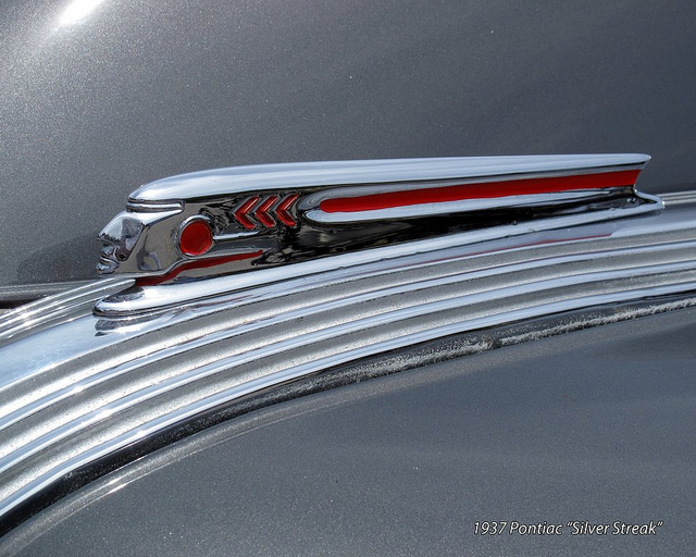 Pontiac Silver Streak Logo photo - 1